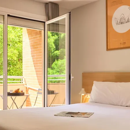 Guest house Ciencias 3*