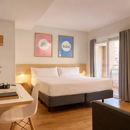 Guest house Ciencias 3*